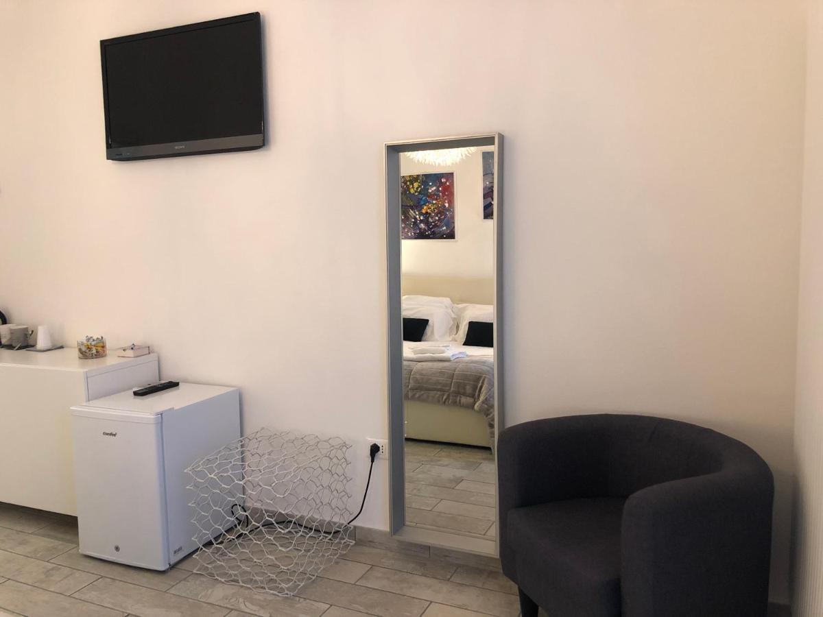 Camere Ame' Peschiera del Garda Exterior foto